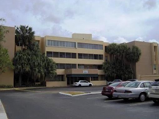 4th image of 6901 SW 147th Ave APT 4H