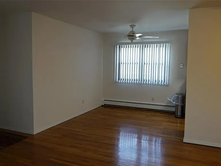 403 Anderson Ave #4B — Photo 3