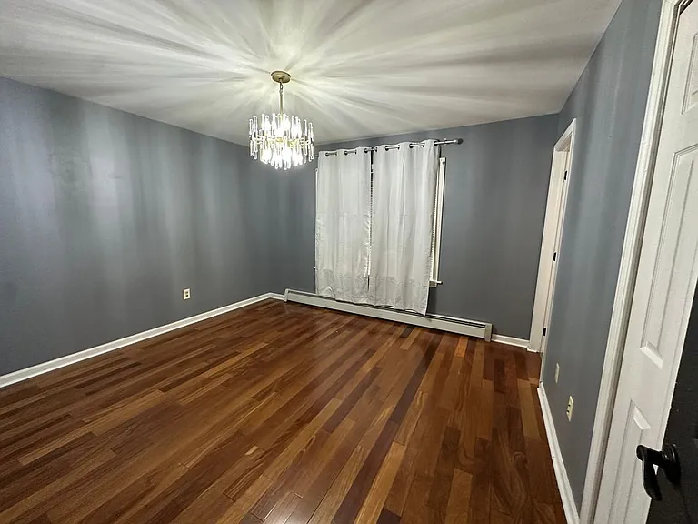 8 Bronson Dr — Photo 11