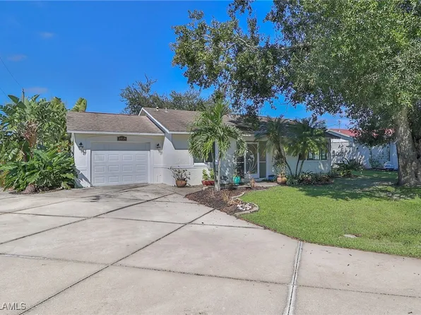 2225 Parker Ave, Fort Myers, FL 33905
