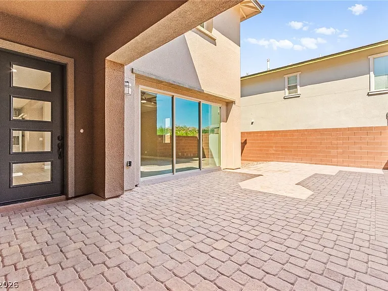 10314 Apache Blue Ave — Photo 3