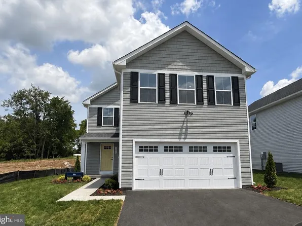 1406 Lieutenant Johnson Dr, Hagerstown, MD 21740