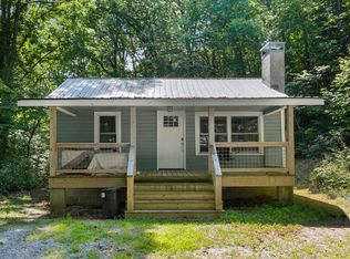 479 Sloan St, Franklin, NC 28734