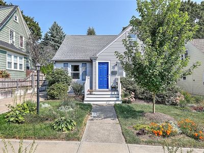 23 Haddon Hill Rd, Cranston, RI, 02905