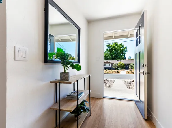 3143 Sweetbrier Cir, Lafayette, CA 94549