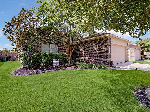 2nd image of 8743 Sunrise Canter Dr