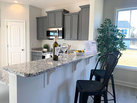 Image represents a previous build. Current selections may vary.