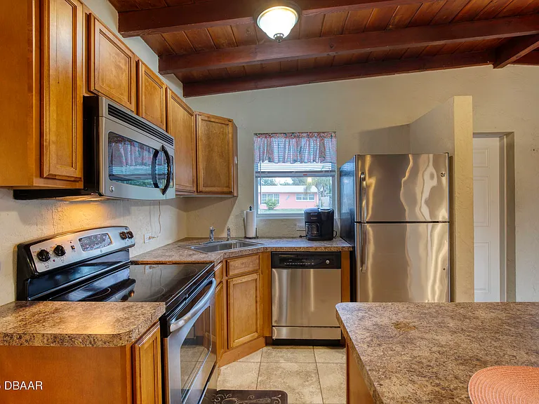 114 Lynnhurst Dr — Photo 12