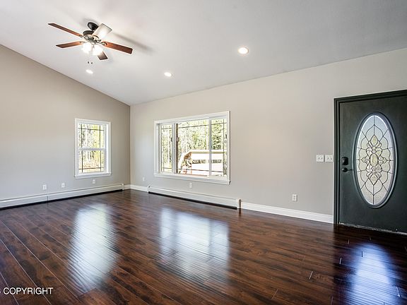 4th image of 9410 W Waxwing St