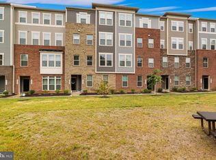 24744 Monk Meadows Ter, Sterling, VA 20166