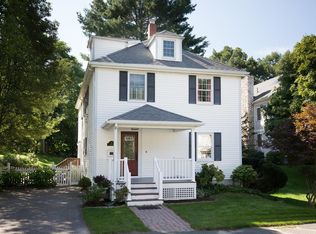 12 Hastings St, Wellesley, MA 02481