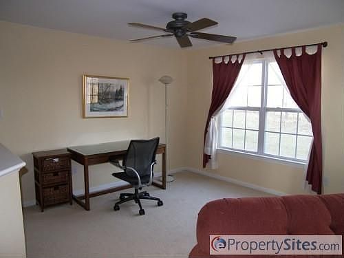 4th image of 203 Beckington Ct