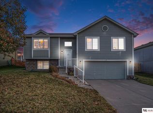 14719 Kansas Ave, Omaha, NE 68116
