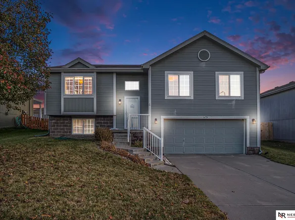 14719 Kansas Ave, Omaha, NE 68116
