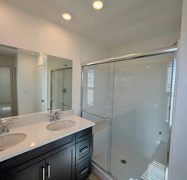 9643 Babaco St — Photo 15