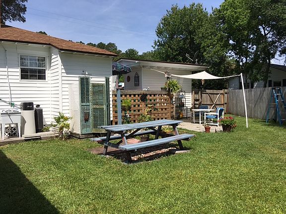 2nd image of 2649 Forest Blvd