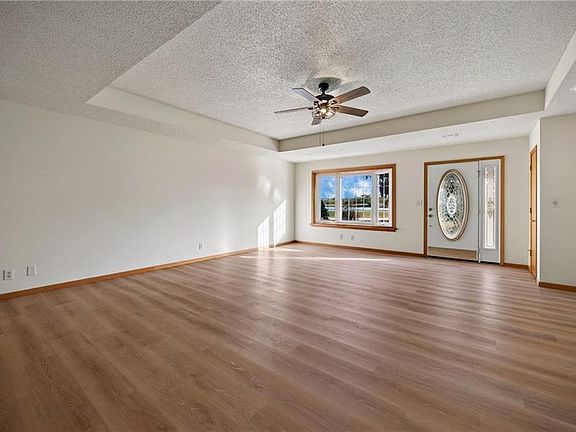 5th image of 33 Bryant Rd