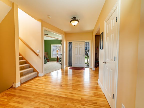 Large Foyer