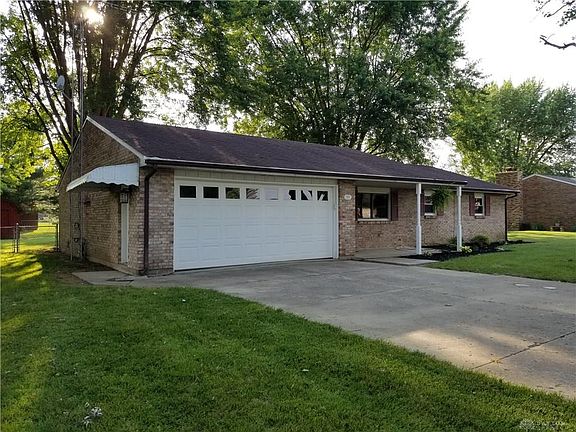 2nd image of 1301 Jones Dr