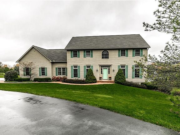 2nd image of 8133 Solomon Seal Ln
