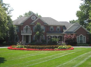 7180 Parkhurst Dr, Bloomfield Hills, MI