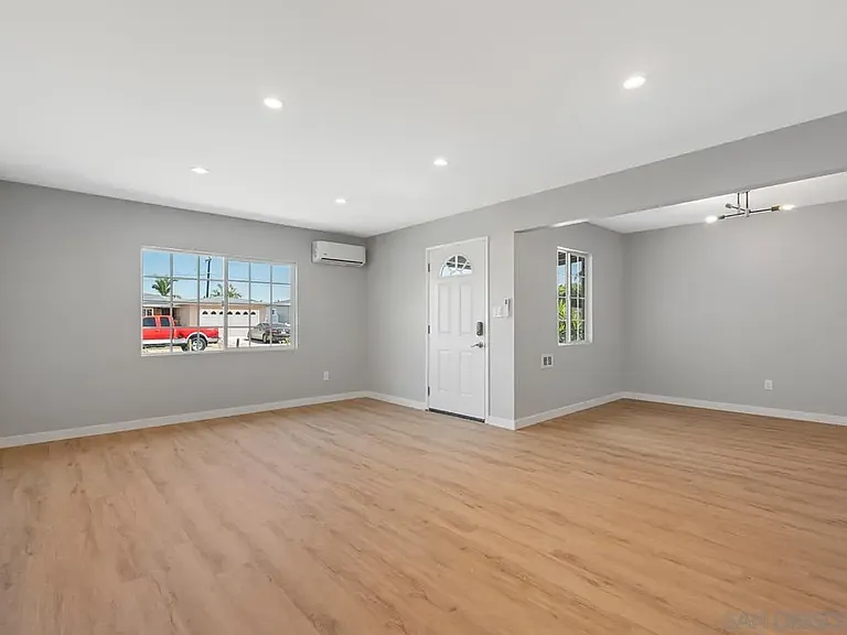 1134 Atwater St — Photo 12