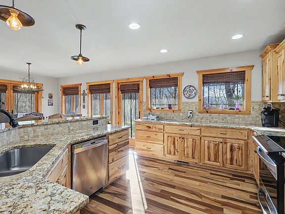 9th image of this home