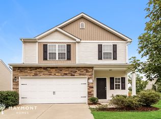 9117 Avery Meadows Dr, Charlotte, NC 28216