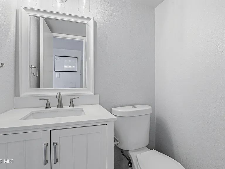 6700 Escondido Dr #G9 — Photo 14