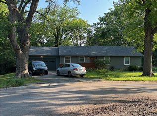 5935 N Colrain Ave, Kansas City, MO 64151