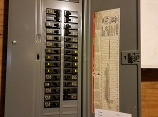 53 7th St, West Point, IA 52656