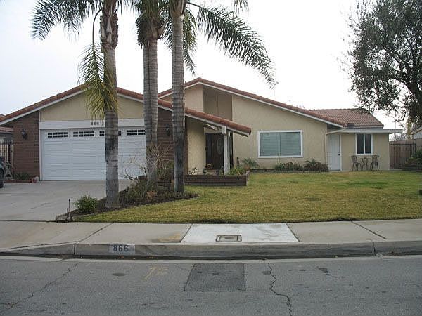 1st image of 866 S Calvados Ave