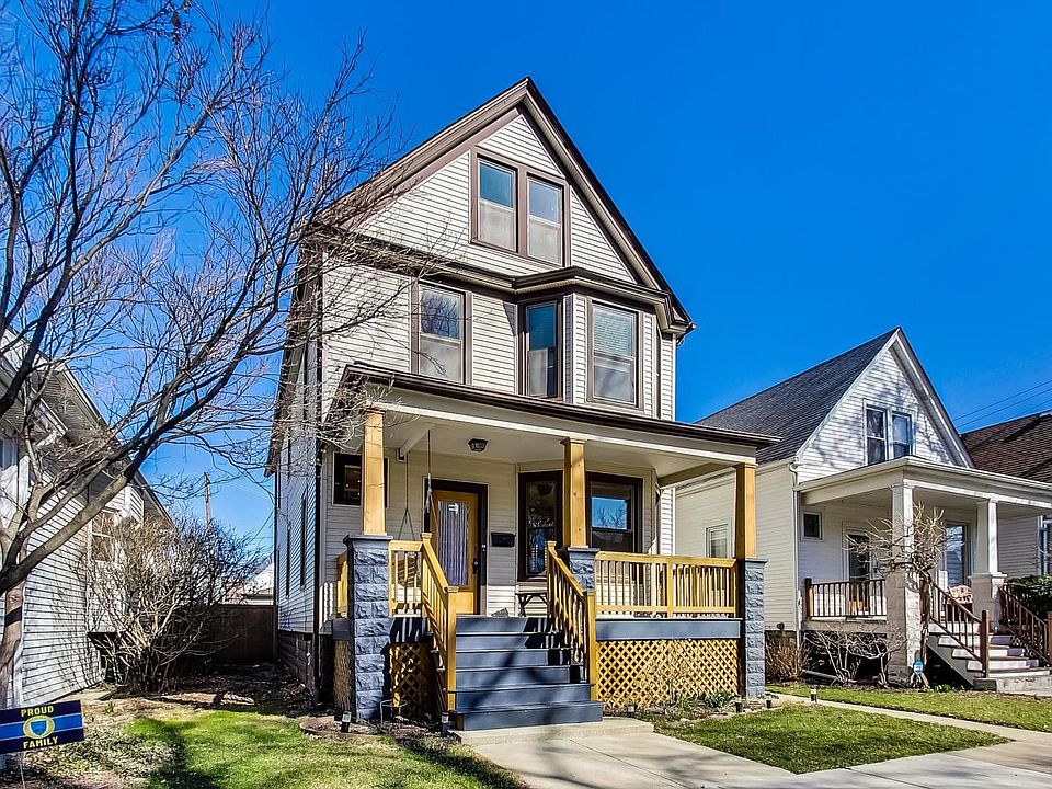 1st image of 4421 N Harding Ave #2