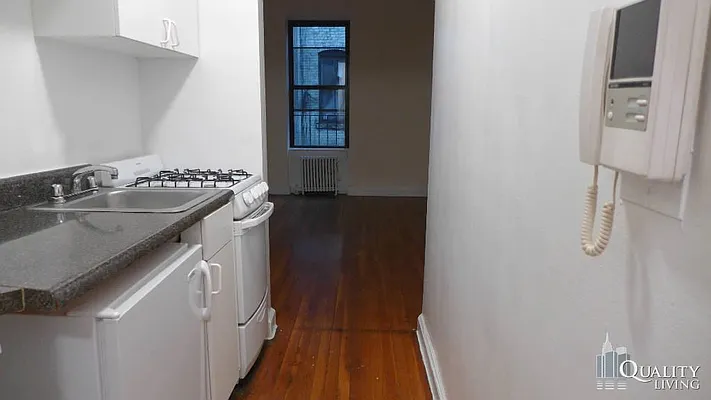 Rented by (Legacy) NY Quality Living Uptown | media 22