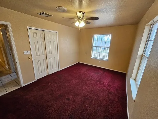660 Jervis Dr — Photo 3