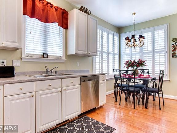 5th image of 6590 Alderwood Way