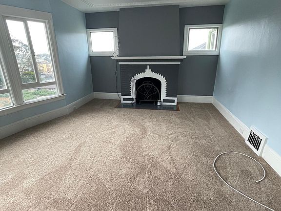 2nd image of 2335 24th Ave