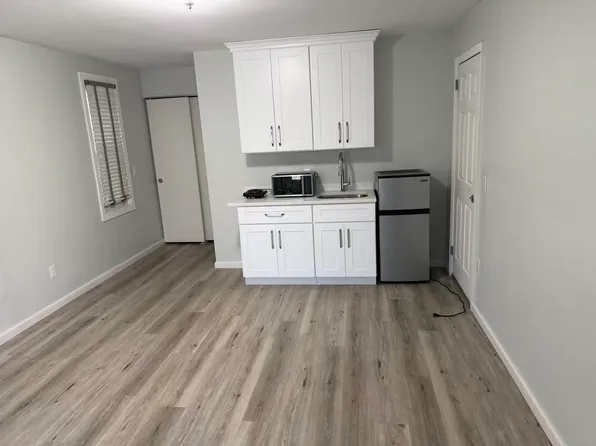 260 Graham Ave #2, Staten Island, NY 10314
