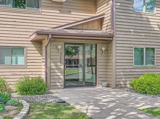 5445 Babcock Trl #N201, Inver Grove Heights, MN 55077