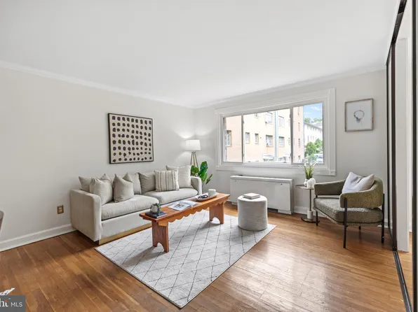 116 Lee Ave APT 207, Takoma Park, MD 20912