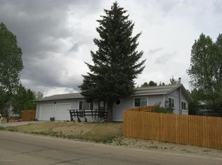 633 Riford Rd, Craig, CO 81625