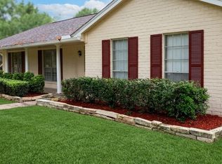 809 Glen Hollow Dr, Conroe, TX 77385