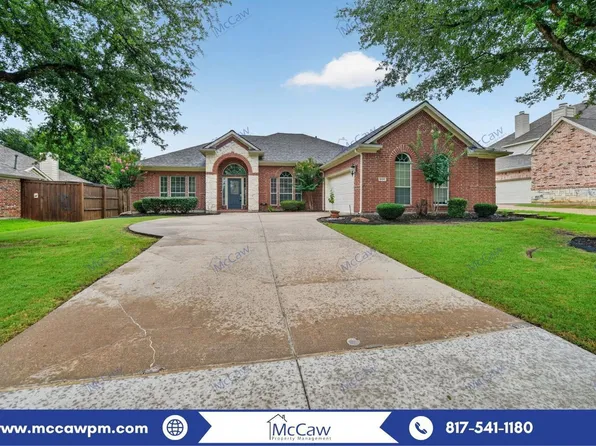 608 Walnut Hollow Dr, Mansfield, TX 76063
