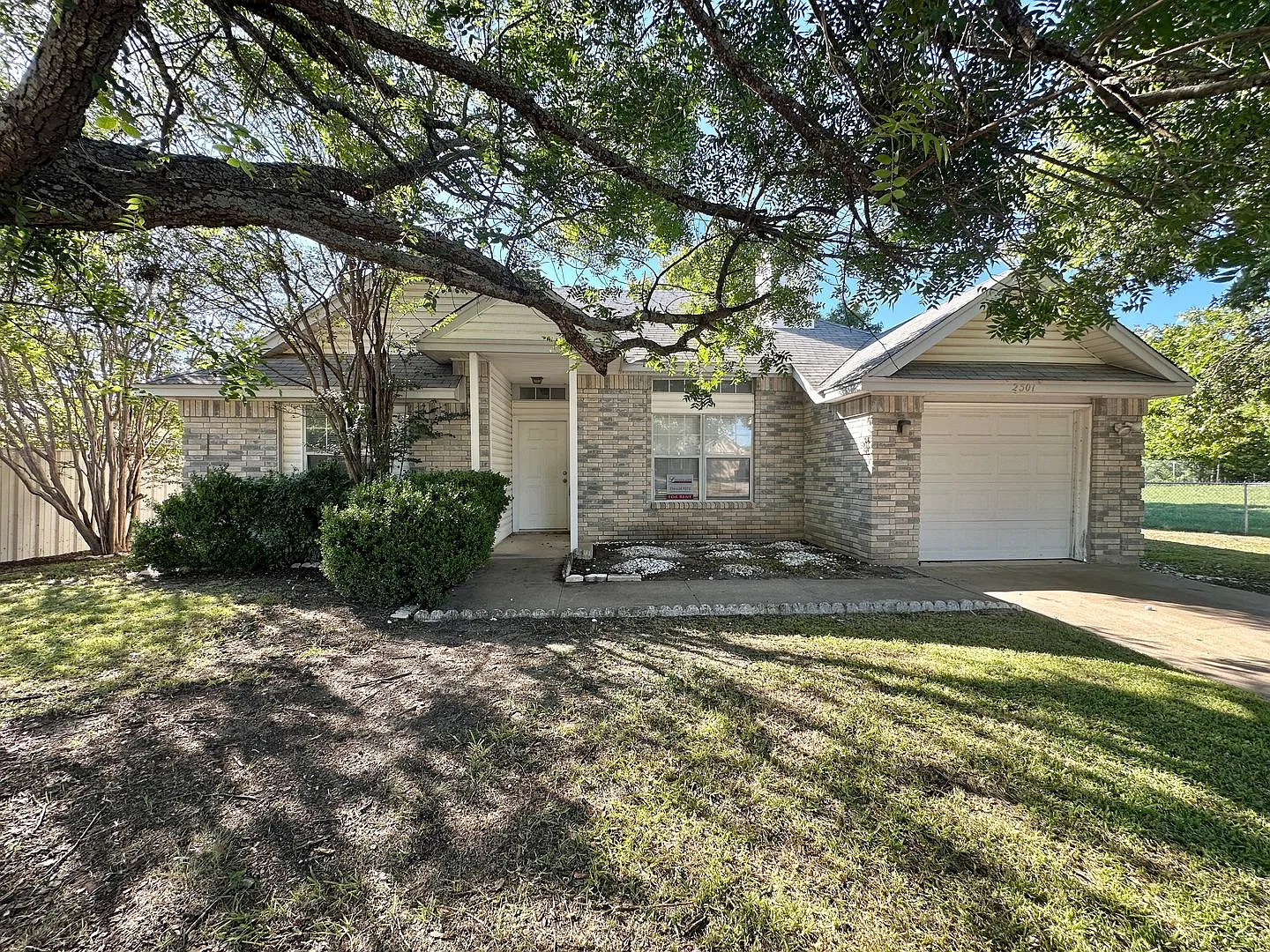2501 Magnum Cir — Photo 1