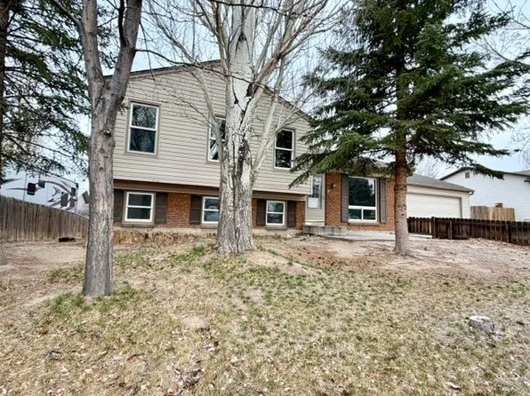 1010 Elk Mountain Dr, Green River, WY 82935