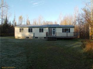 96 Loop Rd, Searsport, ME 04974