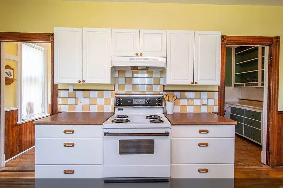 2 bed, 1.5 bath, 1500 sqft, $2,300 — Photo 4
