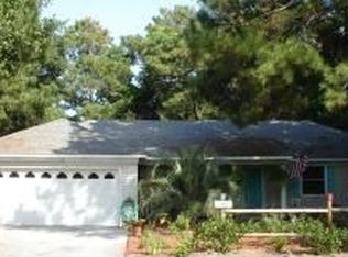 118 Cedar Rd, Pine Knoll Shores, NC 28512