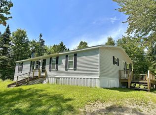 900 W Bay Rd, Gouldsboro, ME 04607