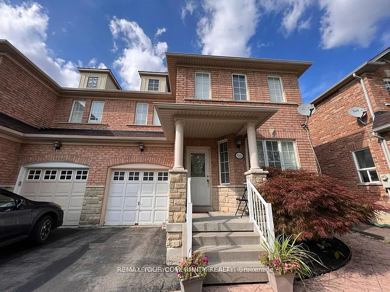 93 Starr Cres — Photo 1